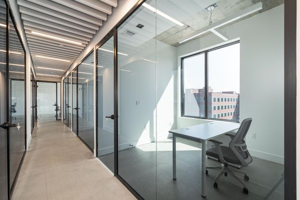 Home Office, Interior