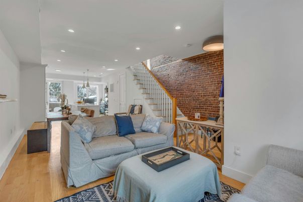 Dining room, Interior, Living room, Pendant Lights, Recessed Lighting, Stone Walls, Wood Texture Flooring