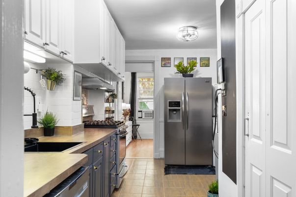 Interior, Kitchen, Stainless Steel Appliances