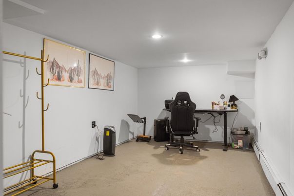Fitness Equipment, Home Office, Interior, Recessed Lighting