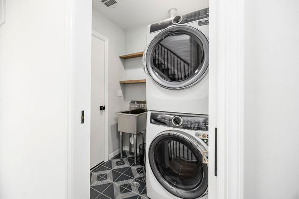 Interior, Utility Closets, Washer