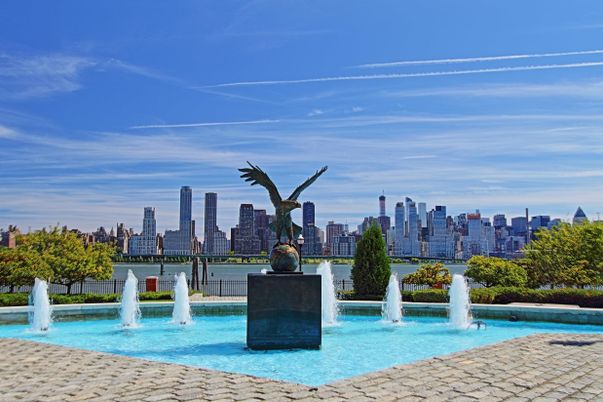 Exterior, Pool, Water, Skyline