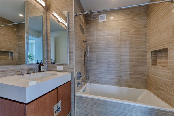 Bathroom, Interior, Recessed Lighting