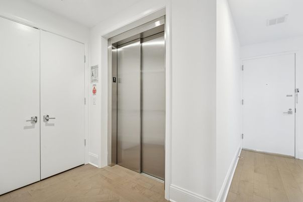 Elevator, Interior, Wood Texture Flooring
