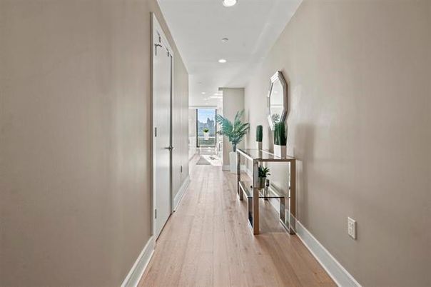 Interior, Recessed Lighting, Wood Texture Flooring