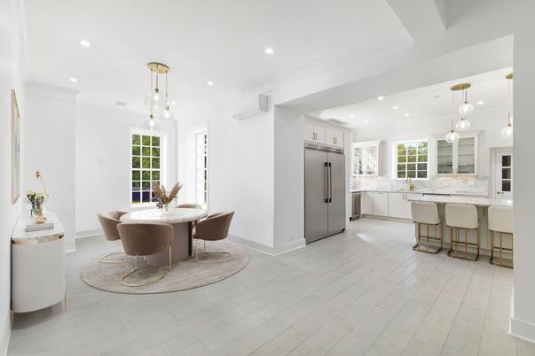 Dining room, Interior, Kitchen, Pendant Lights, Recessed Lighting, Stainless Steel Appliances, Wood Texture Flooring