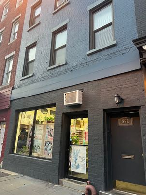 Exterior, Facade, Brick Facade, Rowhouse