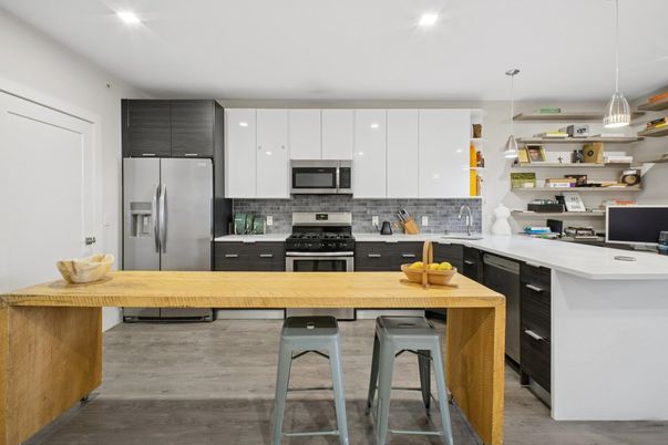 Interior, Kitchen, Pendant Lights, Recessed Lighting, Stainless Steel Appliances
