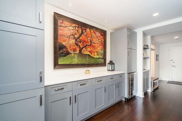 Interior, Recessed Lighting, Wood Texture Flooring