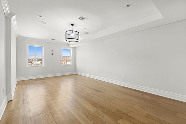 Empty room, Interior, Pendant Lights, Recessed Lighting, Wood Texture Flooring