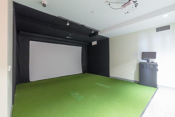 Interior, Projection Screen, Recessed Lighting