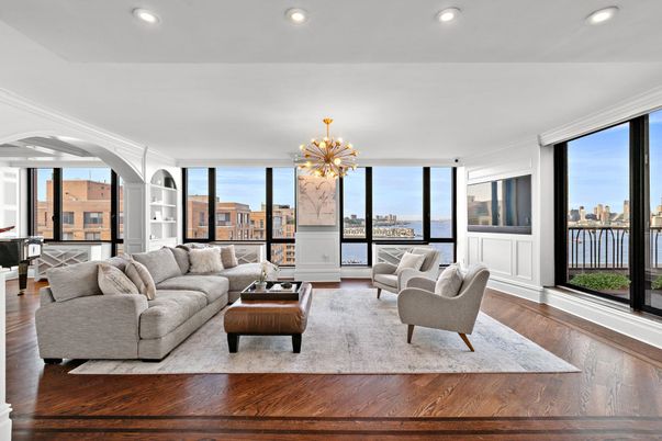 Interior, Living room, Pendant Lights, Recessed Lighting, Wood Texture Flooring