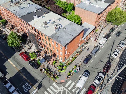 Exterior, Drone
