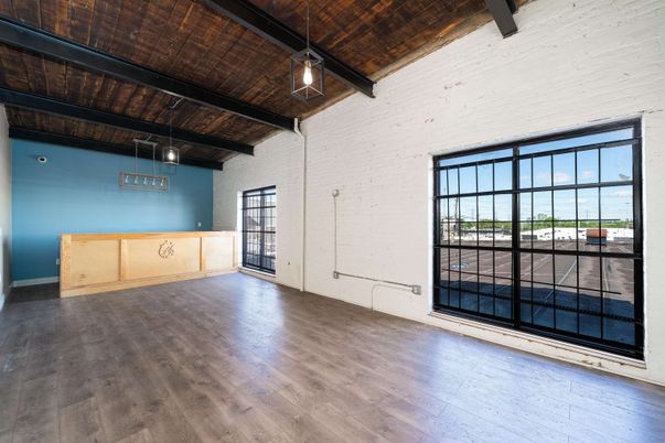 Empty room, Interior, Wooden Beams, Wooden Ceilings, Wood Texture Flooring