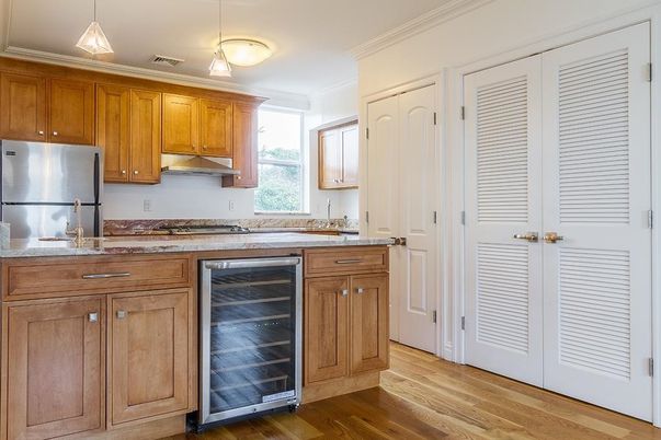 Interior, Kitchen, Pendant Lights, Wood Texture Flooring