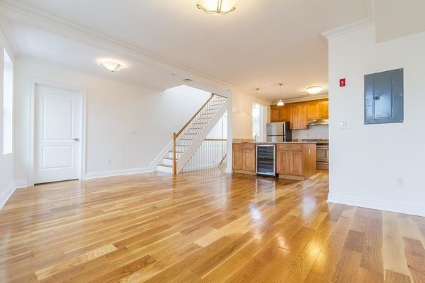 Interior, Kitchen, Pendant Lights, Wood Texture Flooring