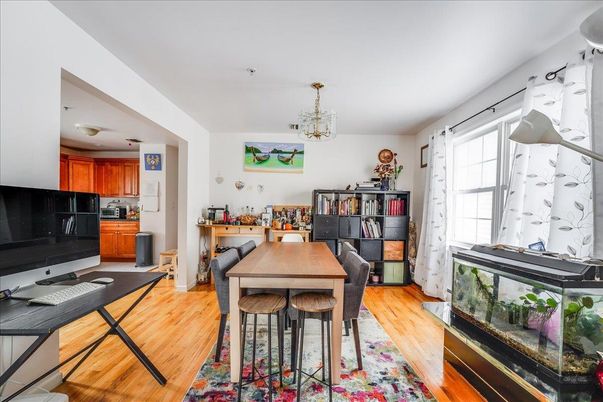 Chandelier, Dining room, Interior, Kitchen, Wood Texture Flooring