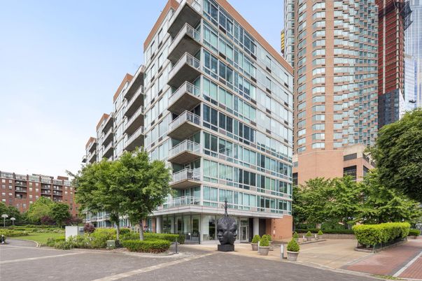 Exterior, Facade, Condo Building