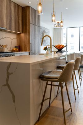 Dining room, Interior, Kitchen, Pendant Lights, Recessed Lighting, Wood Texture Flooring