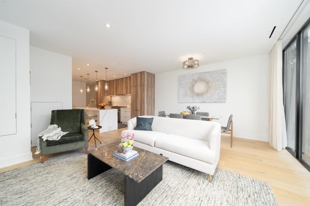 Dining room, Interior, Kitchen, Living room, Pendant Lights, Recessed Lighting, Wood Texture Flooring