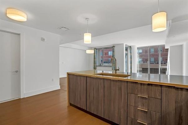 Interior, Kitchen, Pendant Lights, Wood Texture Flooring