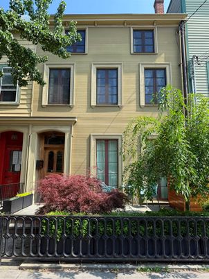 Exterior, Facade, Brownstone