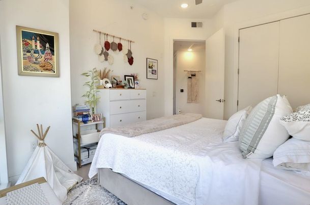 Bedroom, Interior, Recessed Lighting