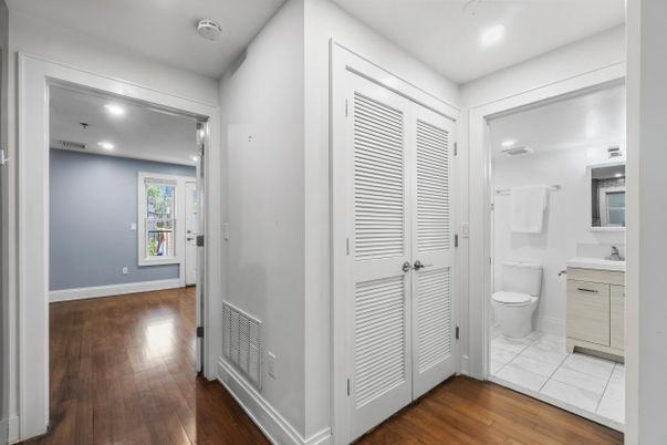 Bathroom, Interior, Recessed Lighting, Wood Texture Flooring