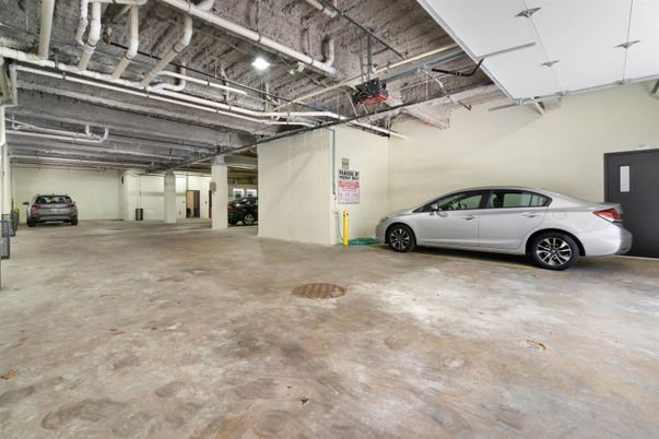 Garage, Interior