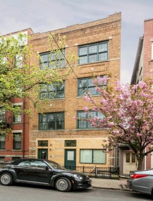 Exterior, Facade, Brick Facade, Rowhouse