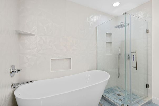 Bathroom, Free Standing Baths, Glass Shower, Interior, Recessed Lighting