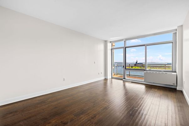 Empty room, Interior, Water, Wood Texture Flooring