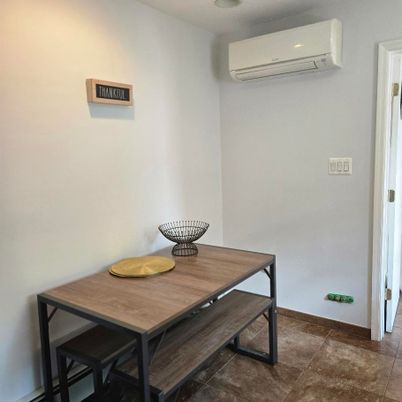 Dining room, Interior