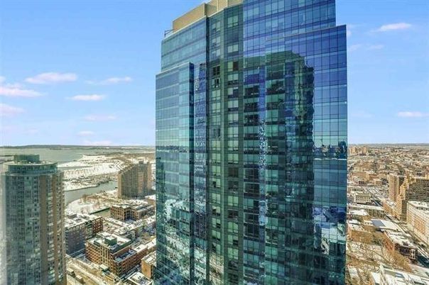 Exterior, Facade, Highrise