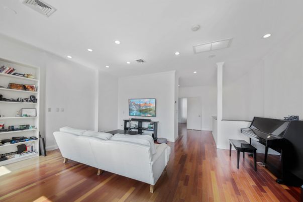 Interior, Living room, Piano, Recessed Lighting, Wood Texture Flooring