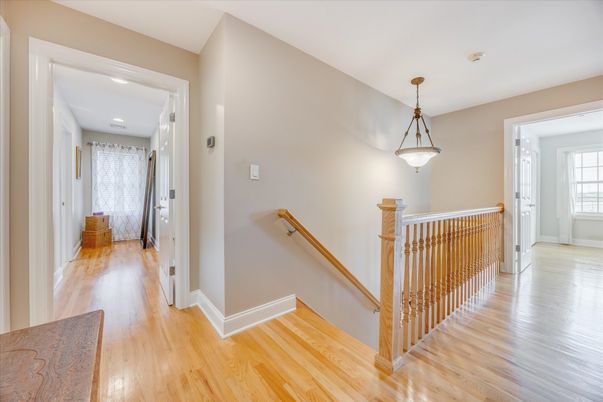 Interior, Pendant Lights, Recessed Lighting, Wood Texture Flooring