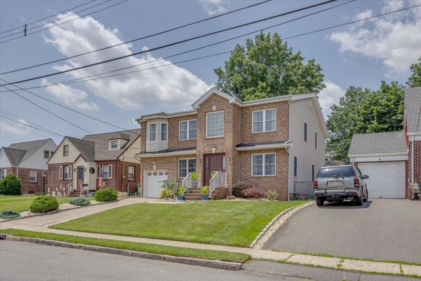 Attached, Exterior, Facade, Brick Facade, Rowhouse