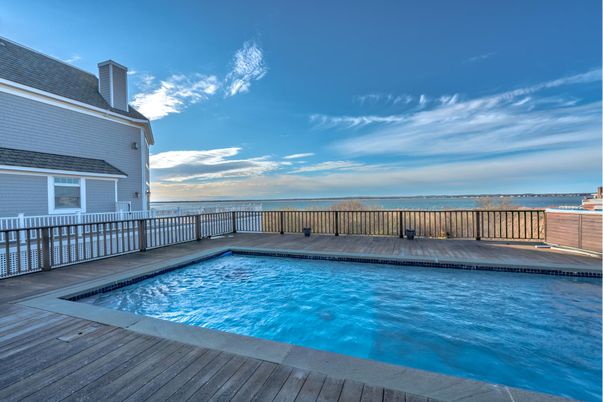 Exterior, Lake, Pool, Water