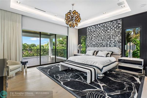 Bedroom, Interior, Pendant Lights, Recessed Lighting, Wood Texture Flooring