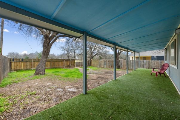Backyard, Exterior