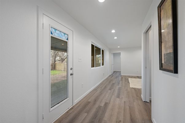 Interior, Recessed Lighting, Wood Texture Flooring