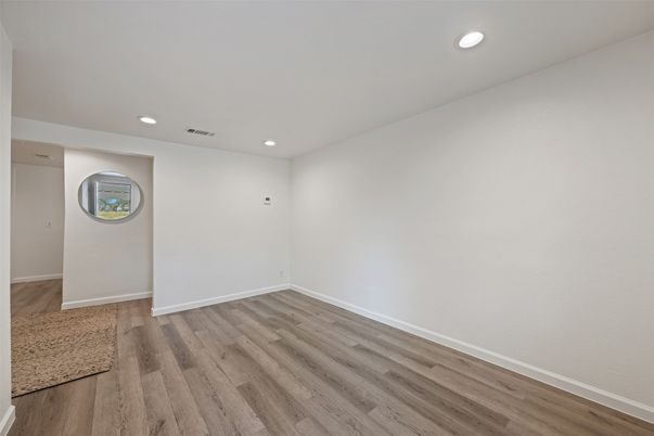 Empty room, Interior, Recessed Lighting, Wood Texture Flooring