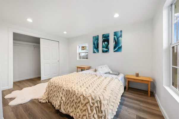 Bedroom, Interior, Recessed Lighting, Wood Texture Flooring