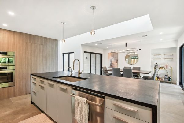 Dining room, Interior, Kitchen, Pendant Lights, Recessed Lighting, Stainless Steel Appliances