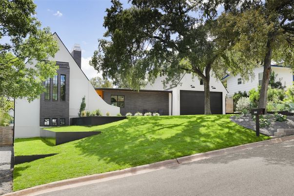 Attached, Exterior, Facade, A Frame