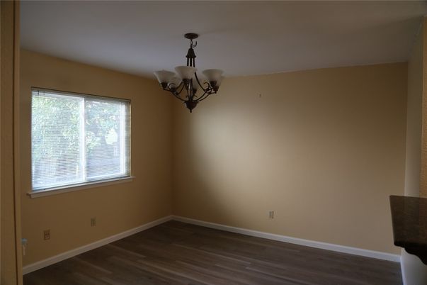 Chandelier, Empty room, Interior, Wood Texture Flooring