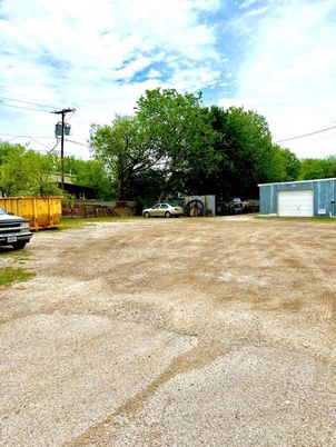 Backyard, Detached Garage, Exterior