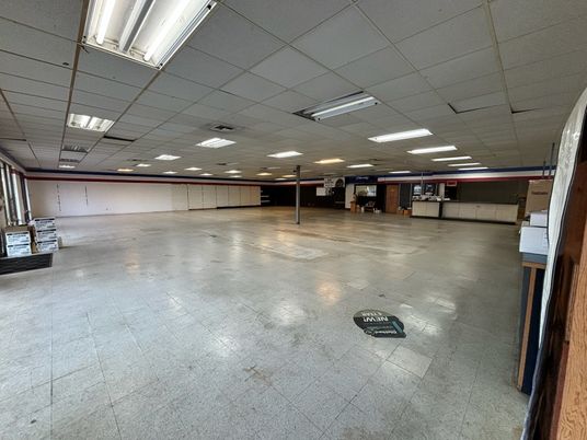 Garage, Interior, Recessed Lighting