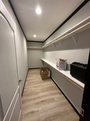 Interior, Recessed Lighting, Walk-in Closets, Wood Texture Flooring