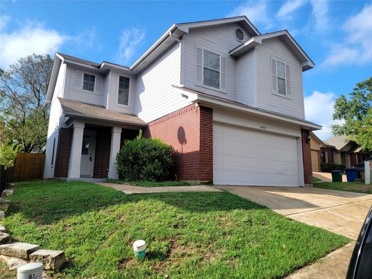 Attached, Exterior, Facade, Brick Facade, American Craftsman